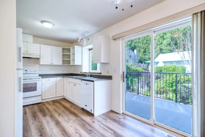 Loft / Bonus Room Photo of 5833 Heron Place, Sechelt, BC