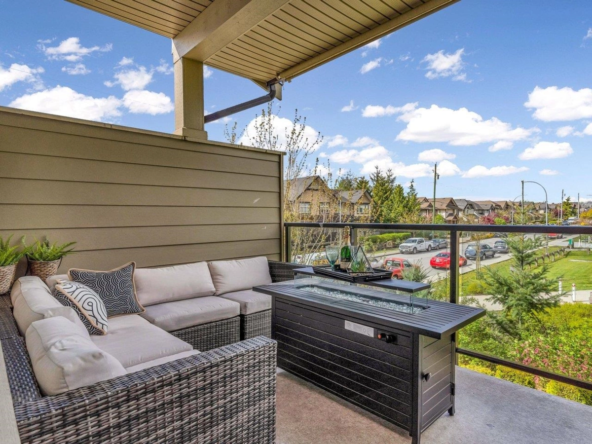 Garden / Landscaping Photo of 101 19913 70 Avenue, Langley, BC