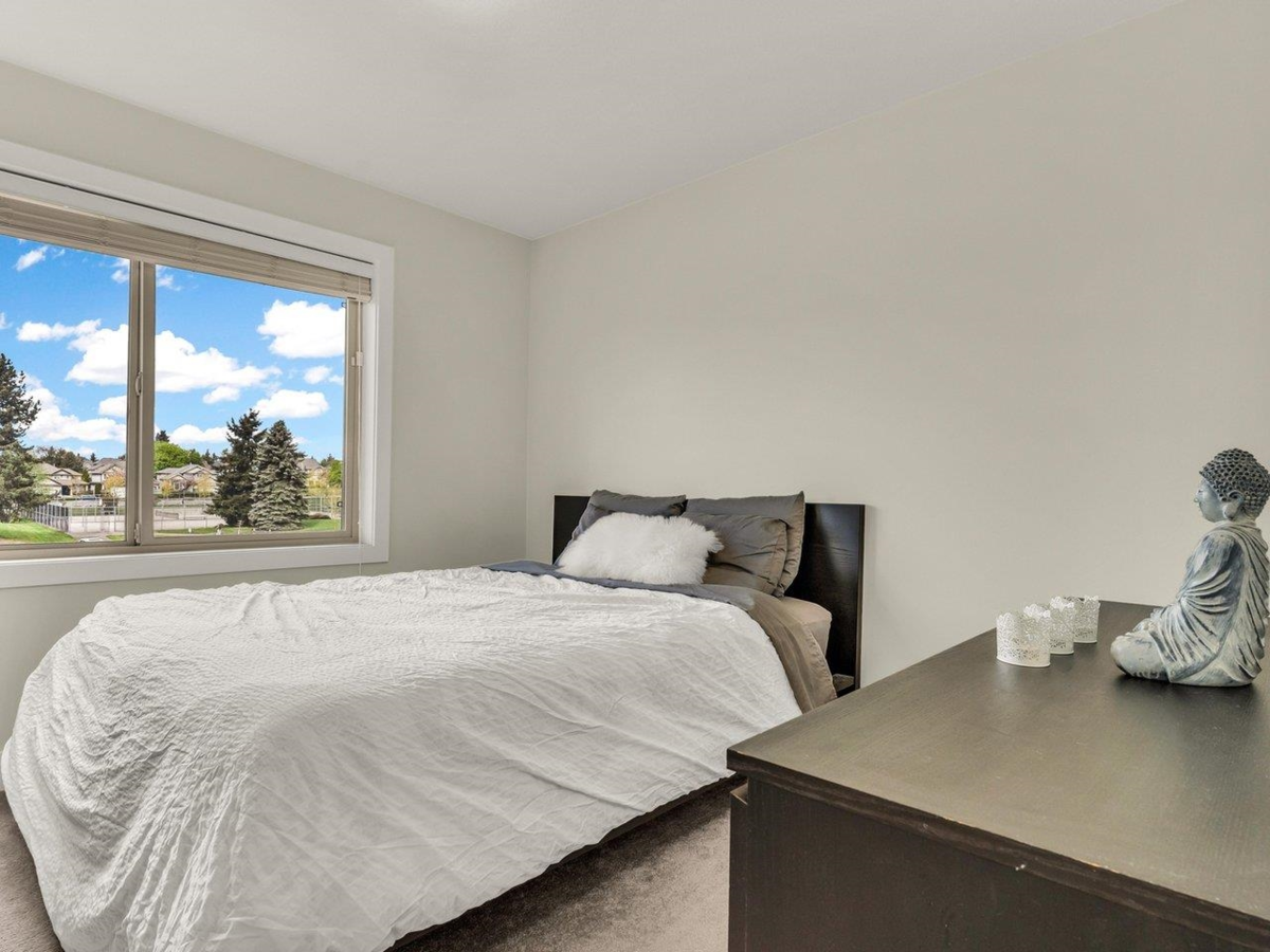 Hallway Photo of 101 19913 70 Avenue, Langley, BC