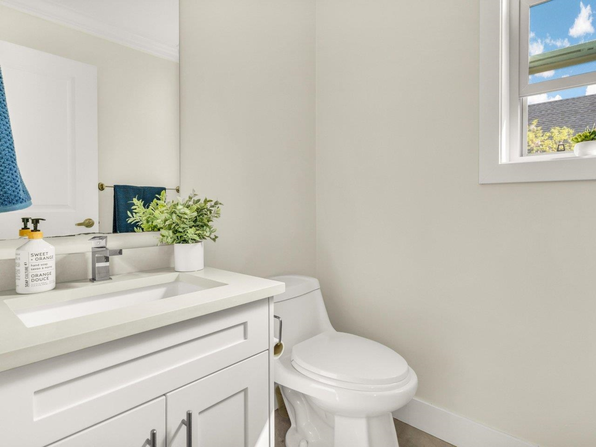 Loft / Bonus Room Photo of 101 19913 70 Avenue, Langley, BC