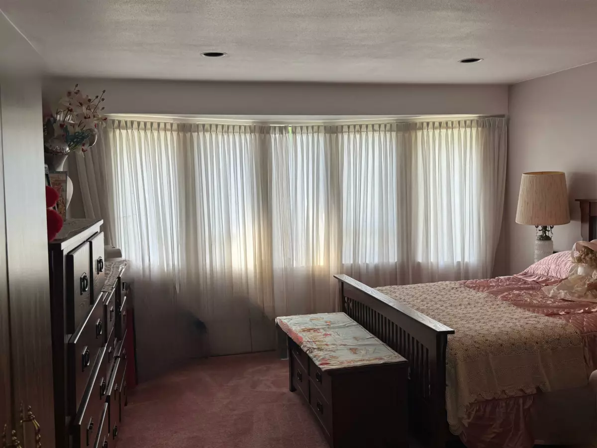 Loft / Bonus Room Photo of 7688 120a Street, Surrey, BC