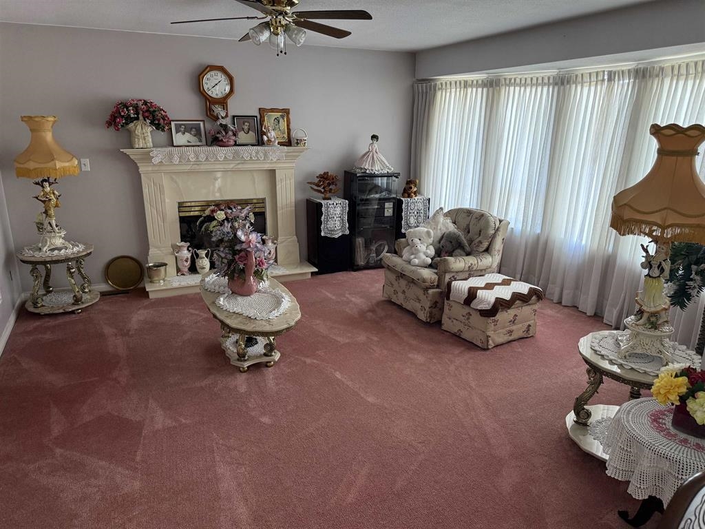 Primary Bathroom Photo of 7688 120a Street, Surrey, BC