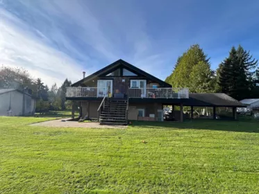Breakfast Nook Photo of 6050 Leclair Street, Abbotsford, BC