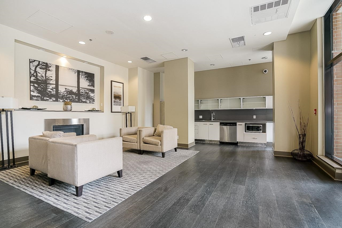 Swimming Pool Photo of 2501 10777 University Drive, Surrey, BC