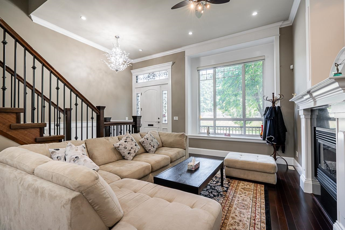 Family Room Photo of 5909 125 Street, Surrey, BC