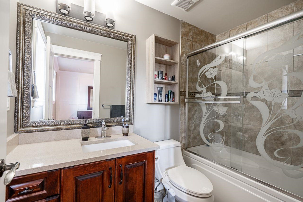 Front Yard Photo of 5909 125 Street, Surrey, BC