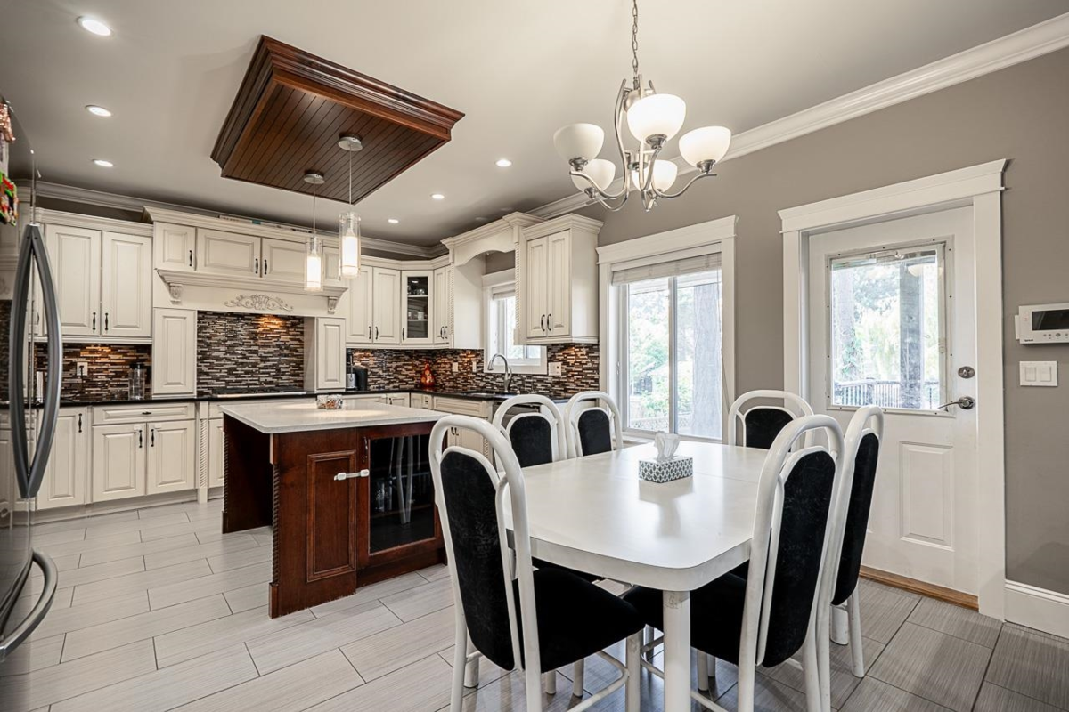 Office / Den Photo of 5909 125 Street, Surrey, BC