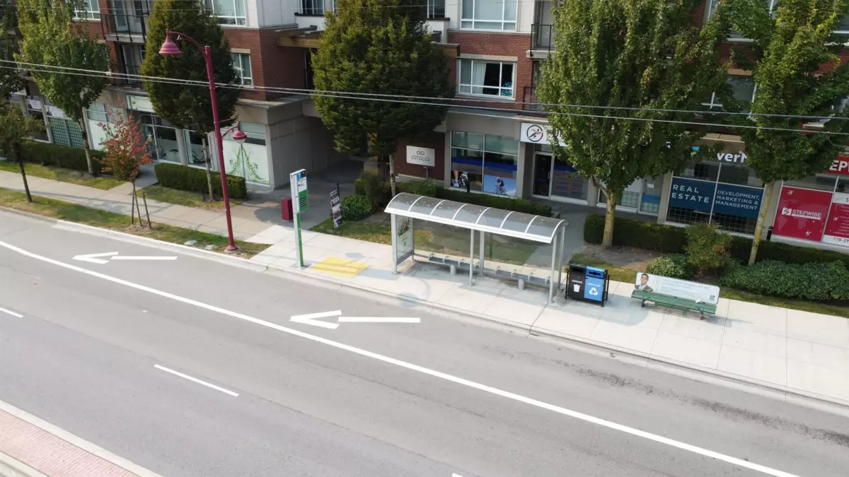 Hallway Photo of 212 7511 120 Street, Delta, BC