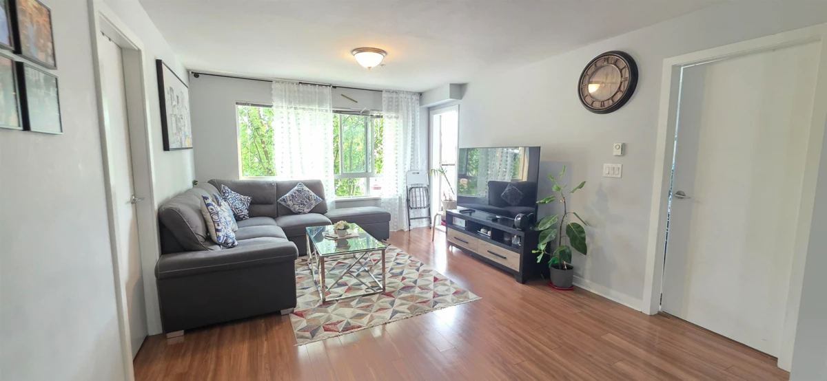 Kitchen Island Photo of 212 7511 120 Street, Delta, BC