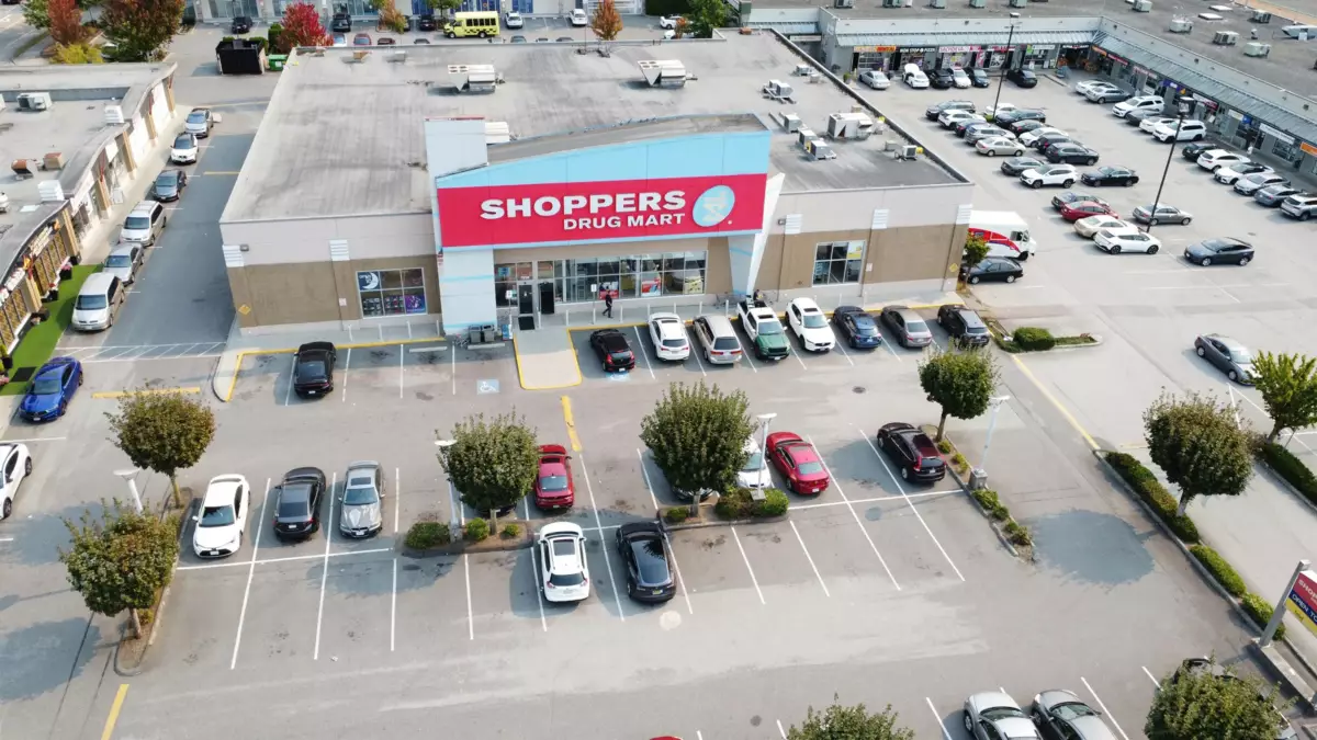 Laundry Room Photo of 212 7511 120 Street, Delta, BC