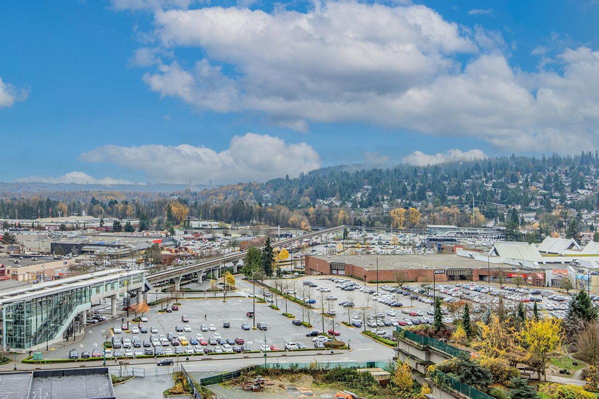 Bedroom 3 Photo of 1709 3008 Glen Drive, Coquitlam, BC