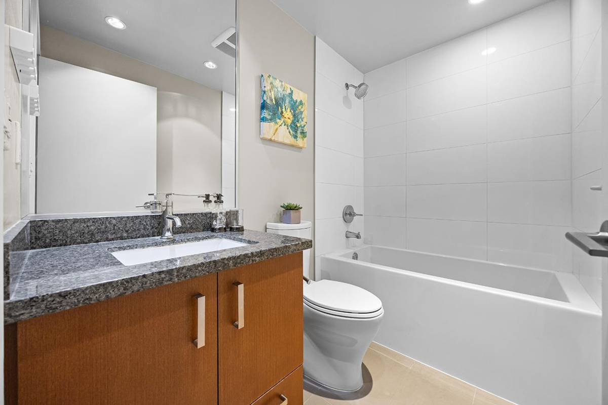 Powder Room Photo of 1709 3008 Glen Drive, Coquitlam, BC