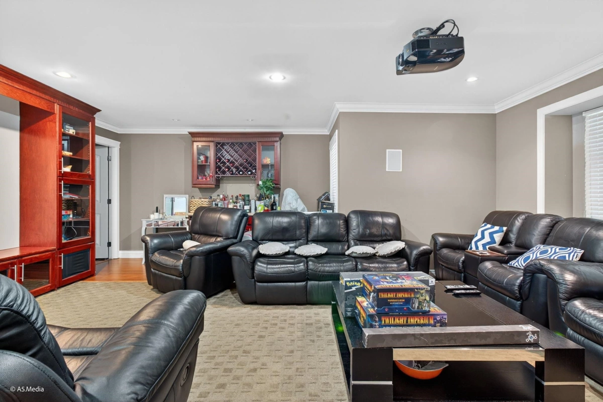 Mudroom Photo of 13048 72 Avenue, Surrey, BC
