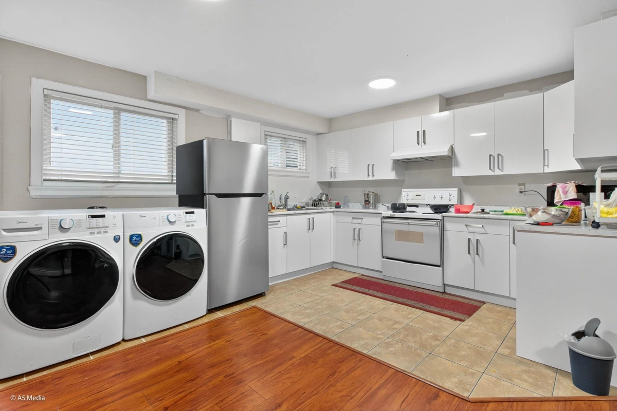 Outdoor Deck Photo of 13048 72 Avenue, Surrey, BC