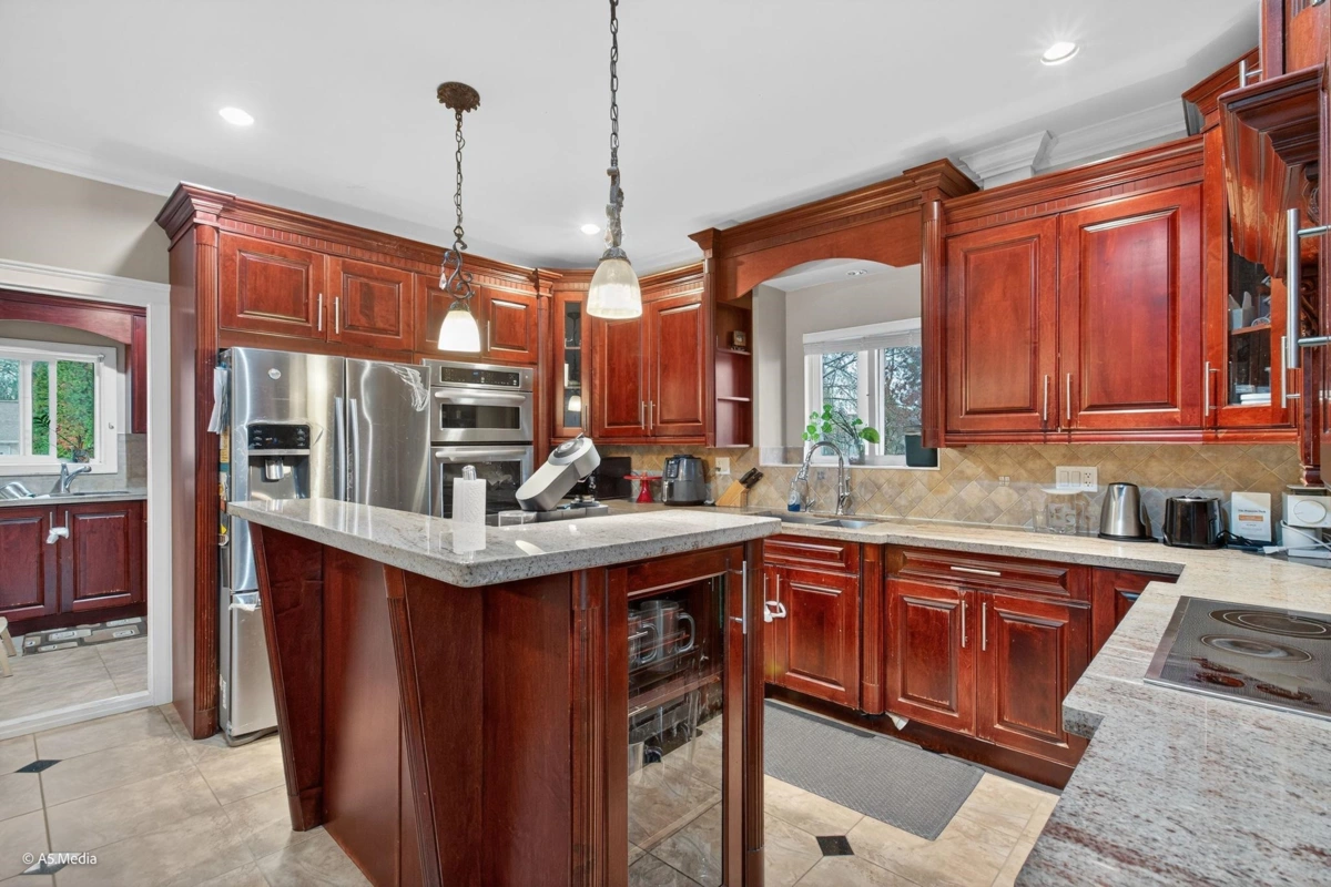 Primary Bathroom Photo of 13048 72 Avenue, Surrey, BC
