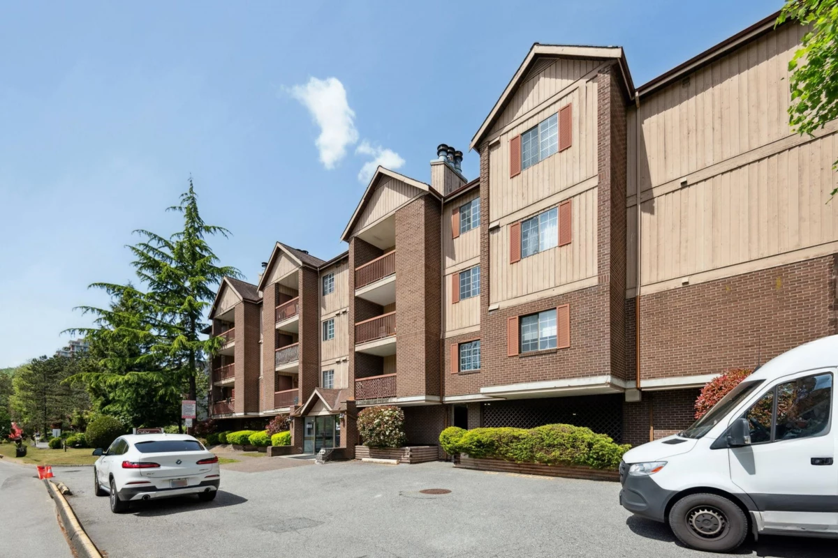 Garden / Landscaping Photo of 106 8511 Westminster Highway, Richmond, BC