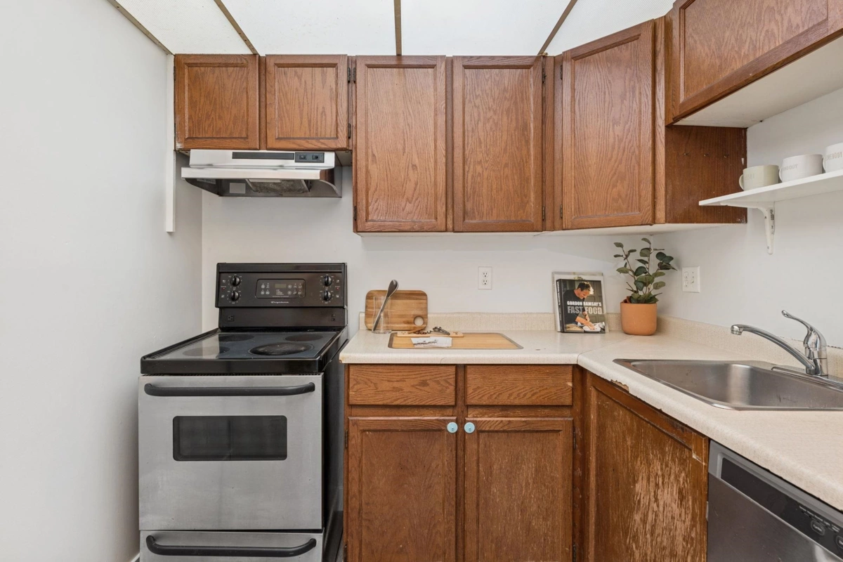 Primary Bathroom Photo of 106 8511 Westminster Highway, Richmond, BC