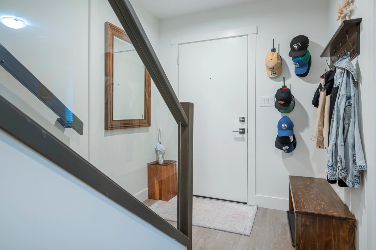 Family Room Photo of 40 15688 28 Avenue, Surrey, BC