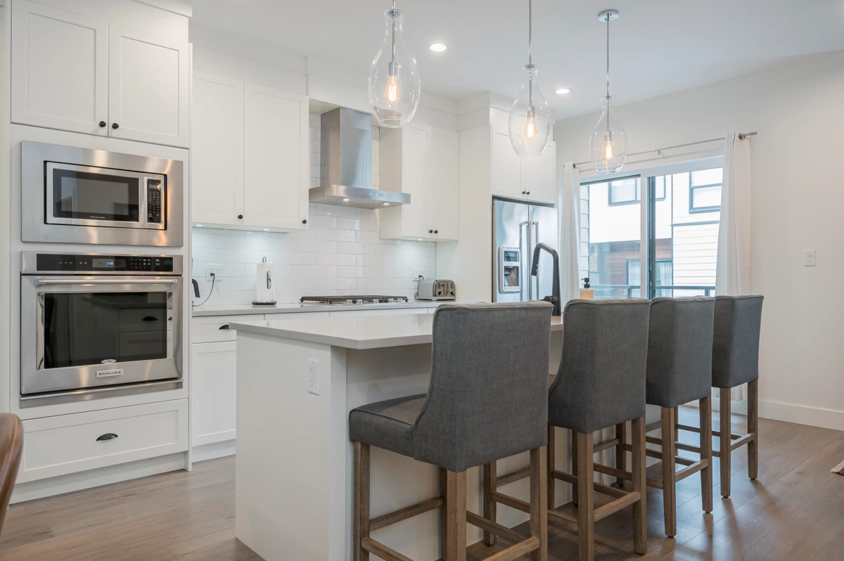 Primary Bathroom Photo of 40 15688 28 Avenue, Surrey, BC