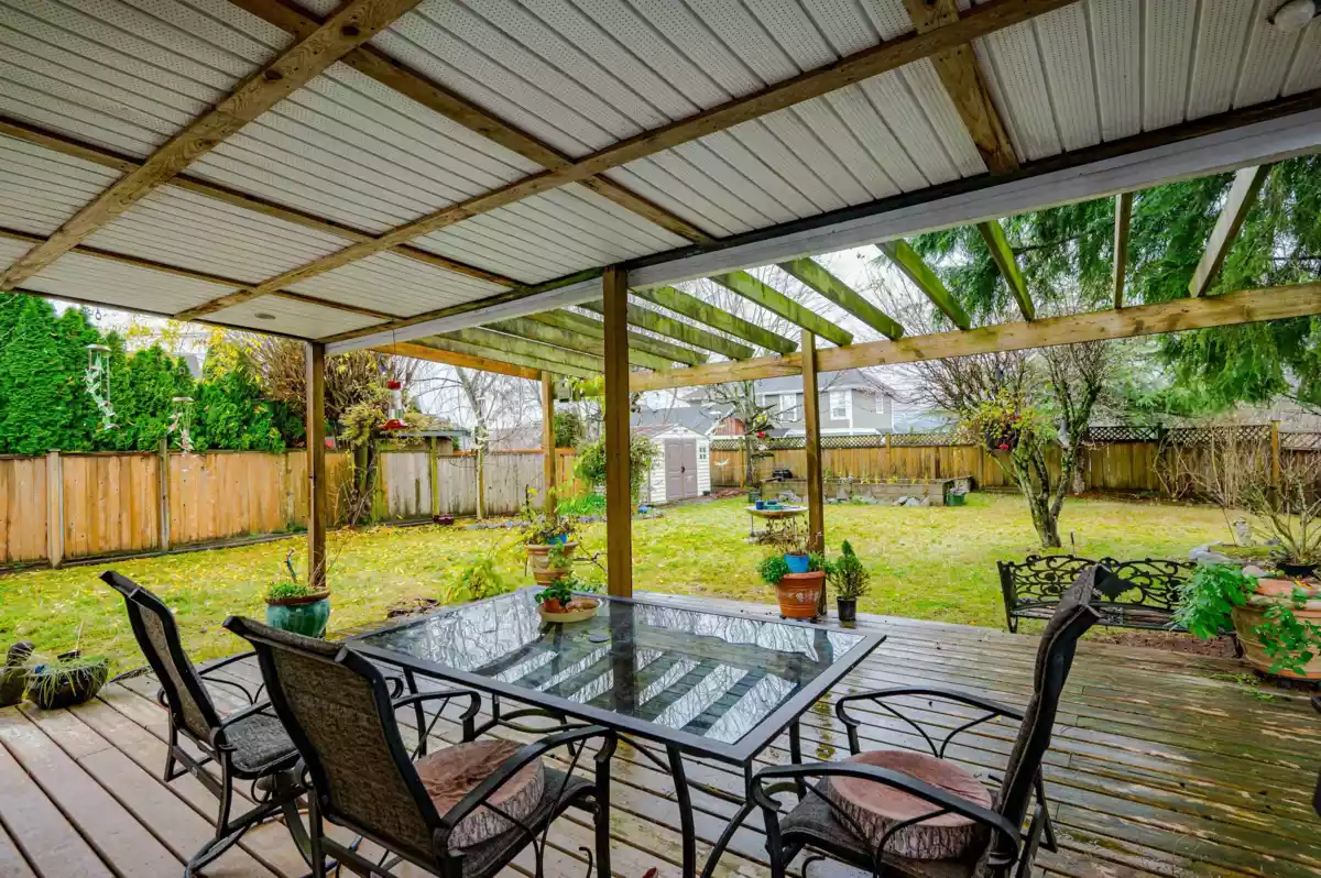 Aerial View of 32993 Hawthorne Avenue, Mission, BC