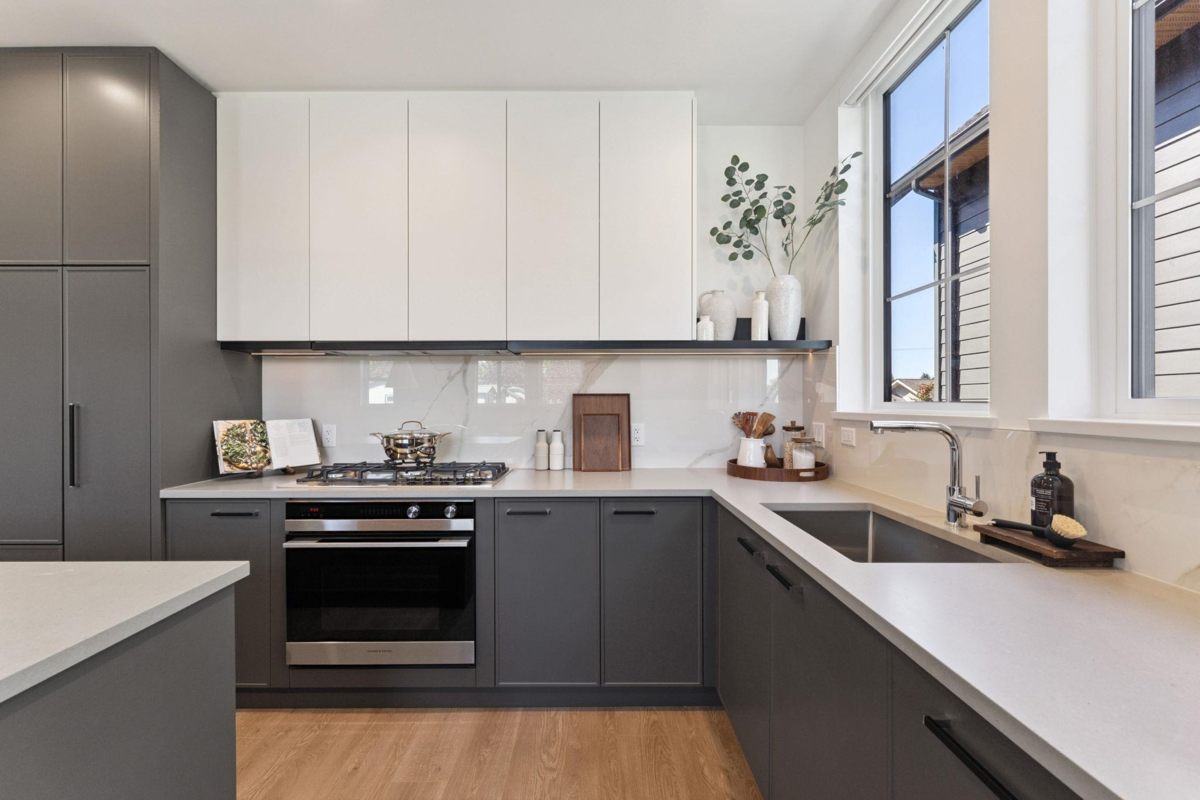 Primary Bathroom Photo of 21 10188 No. 1 Road, Richmond, BC