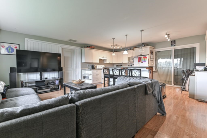 Breakfast Nook Photo of 2561 Ross Road, Abbotsford, BC