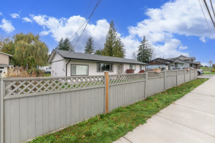 2561 Ross Road, Abbotsford, BC