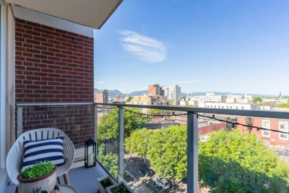 Loft / Bonus Room Photo of 910 189 Keefer Street, Vancouver, BC