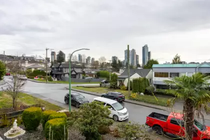 Outdoor Deck Photo of 3881 Napier Street, Burnaby, BC
