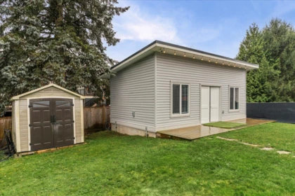 Hot Tub / Spa Photo of 26842 27 Avenue, Langley, BC