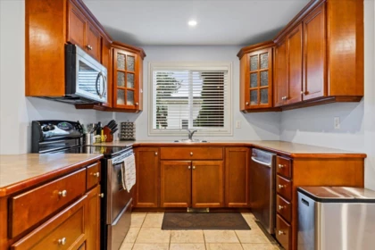 Laundry Room Photo of 26842 27 Avenue, Langley, BC