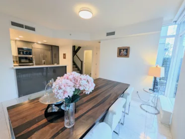 1211 W Cordova, Vancouver, BC, Vancouver — Townhouse for sale