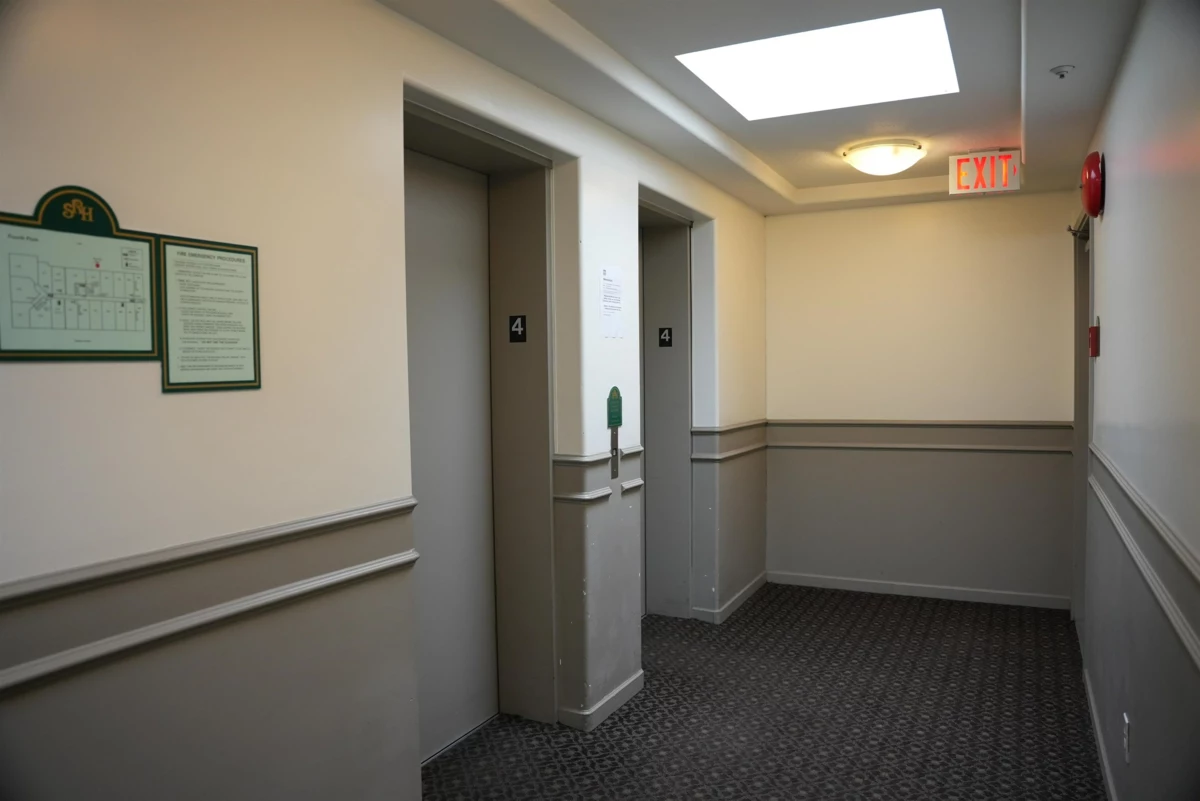Living Room Photo of 418 6475 E Chester Street Street, Vancouver, BC