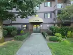 2203 13819 100 Avenue, Surrey, BC