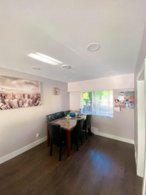 Kitchen Island Photo of 9864 128 Street, Surrey, BC