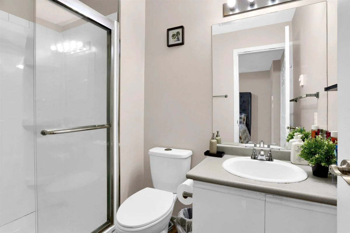 Basement Recreation Room Photo of 6 36060 Old Yale Road, Abbotsford, BC