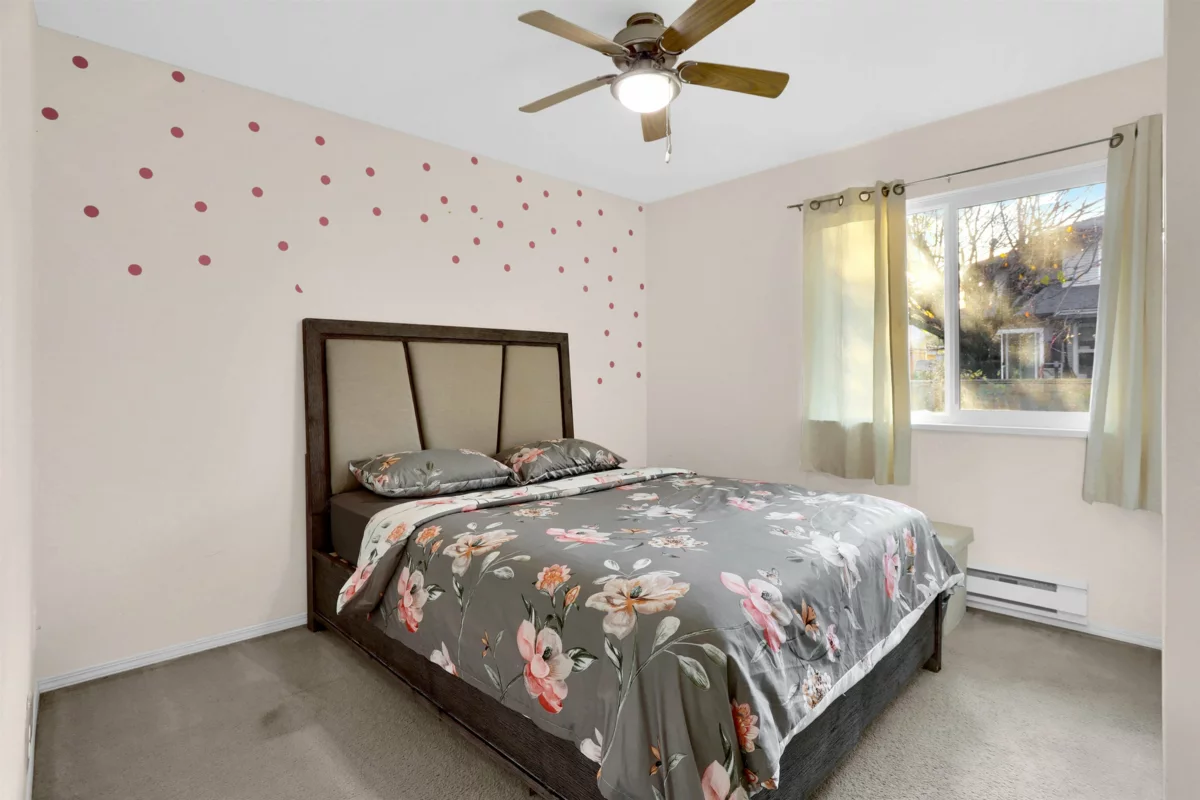 Laundry Room Photo of 6 36060 Old Yale Road, Abbotsford, BC