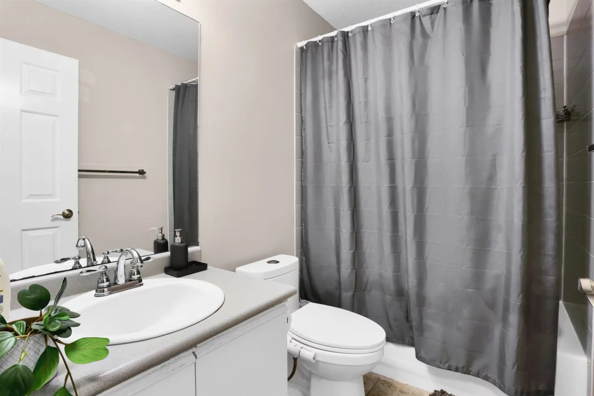 Powder Room Photo of 6 36060 Old Yale Road, Abbotsford, BC