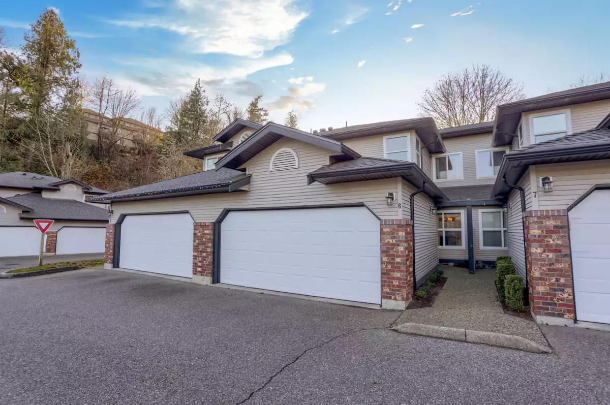 Staircase Photo of 6 36060 Old Yale Road, Abbotsford, BC