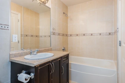 Guest Bathroom Photo of 311 12088 75a Avenue, Surrey, BC