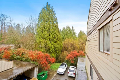 Entry Foyer Photo of 201 9145 Saturna Drive, Burnaby, BC
