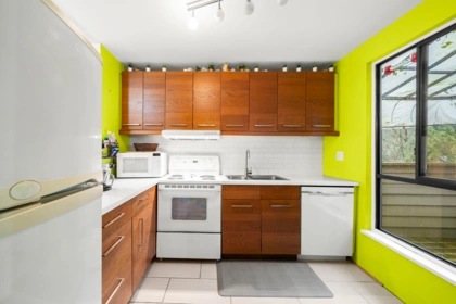 Primary Bedroom Photo of 201 9145 Saturna Drive, Burnaby, BC