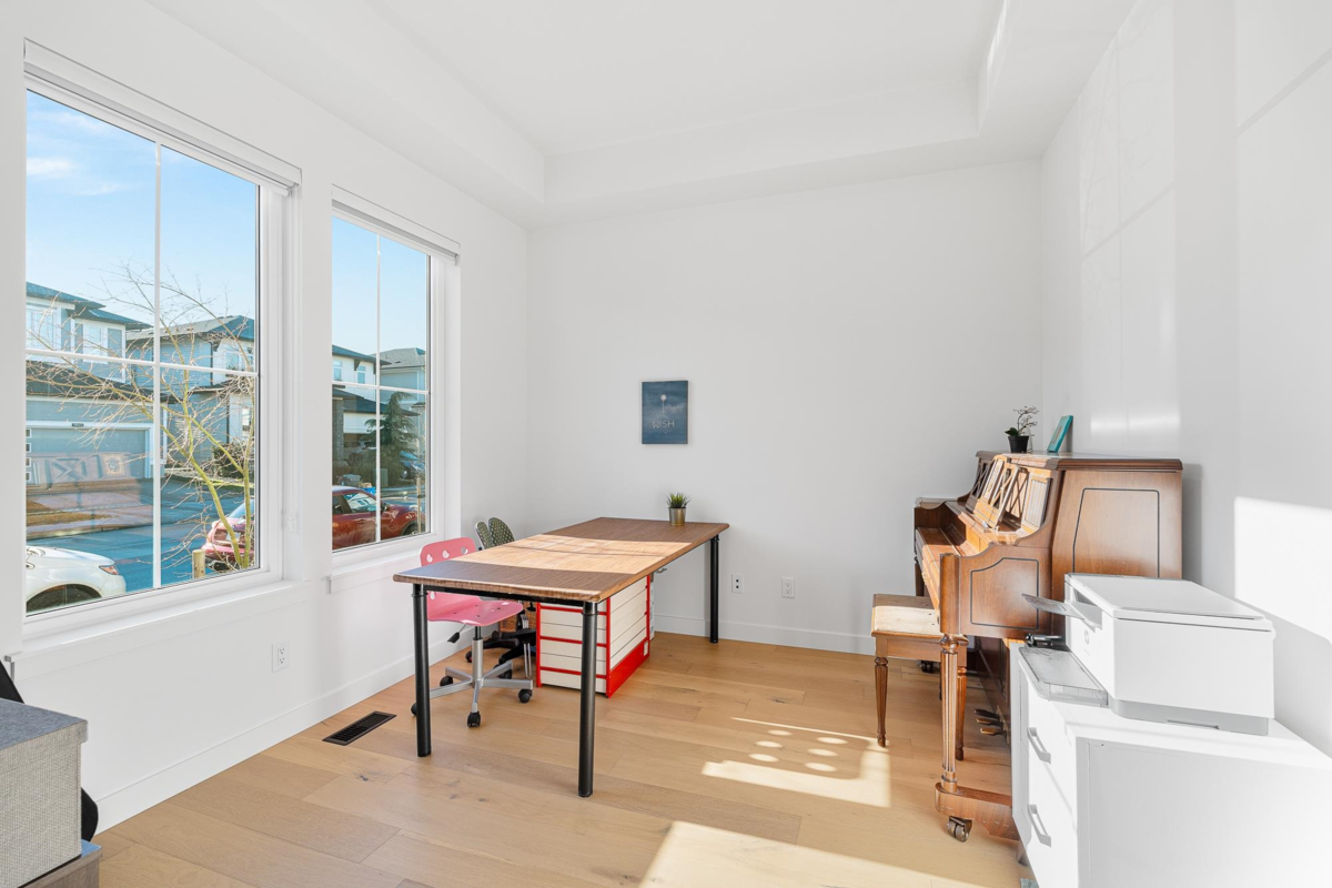 Bedroom 2 Photo of 19647 75 Avenue, Langley, BC