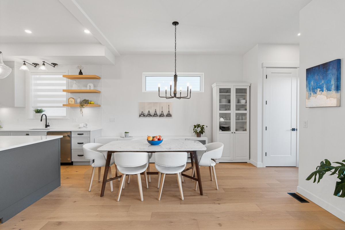 Breakfast Nook Photo of 19647 75 Avenue, Langley, BC