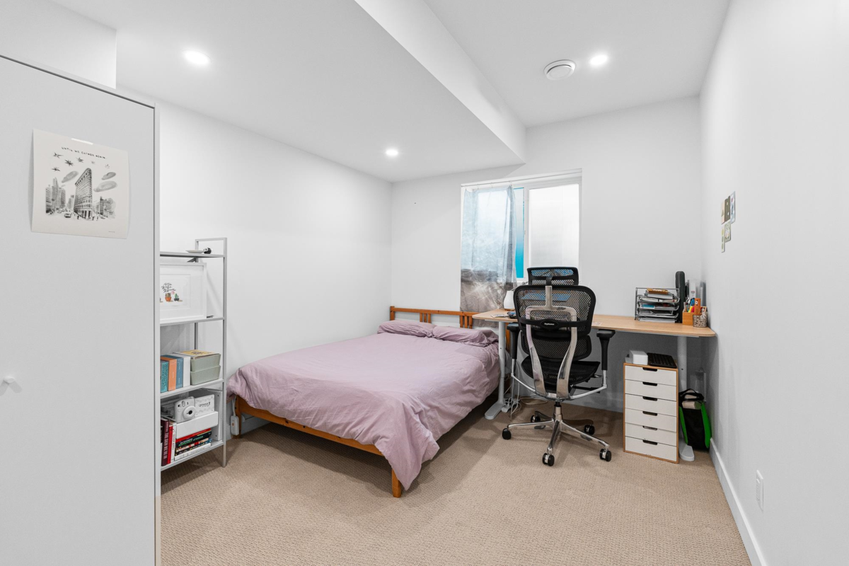 Outdoor Patio Photo of 19647 75 Avenue, Langley, BC