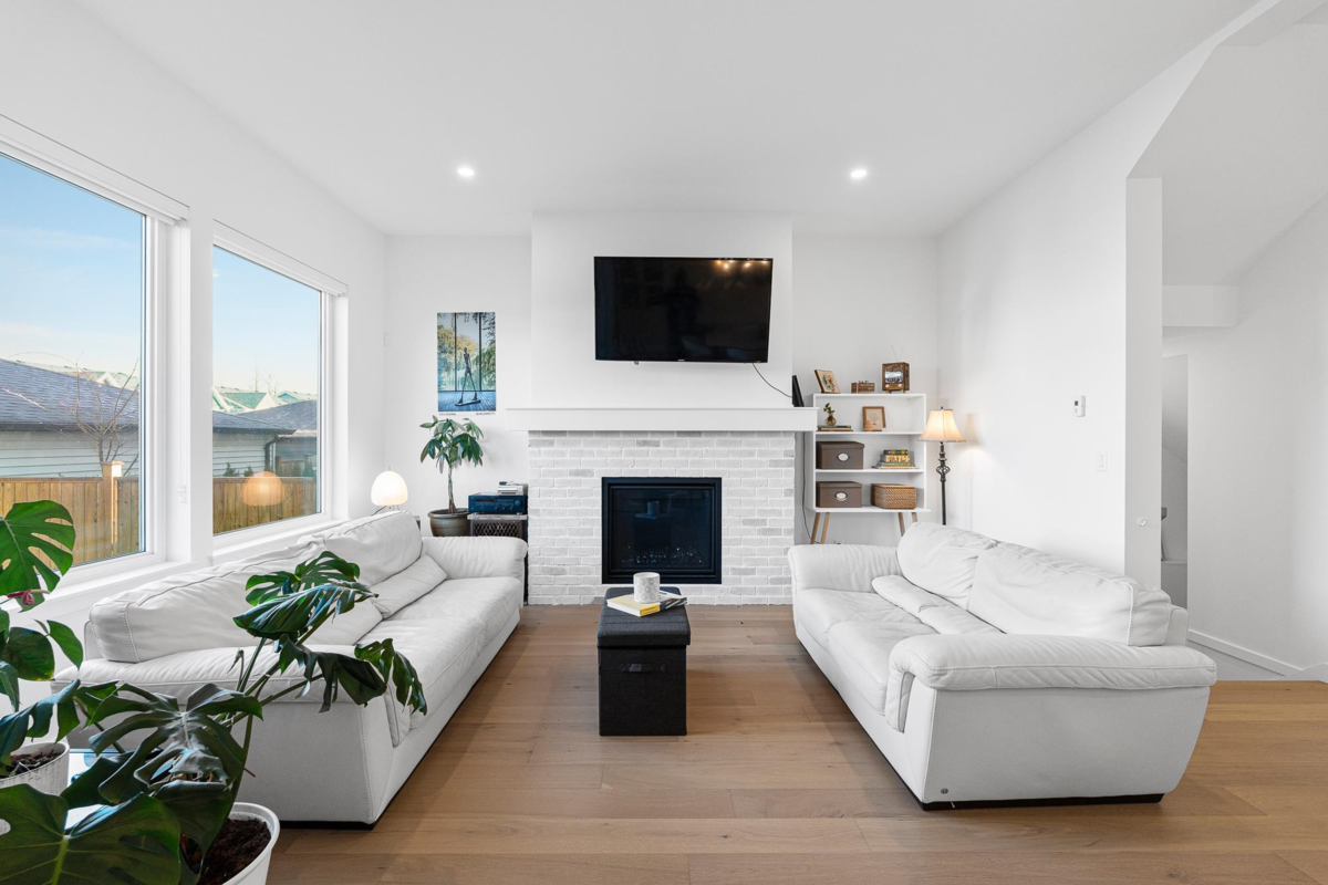 Primary Bathroom Photo of 19647 75 Avenue, Langley, BC