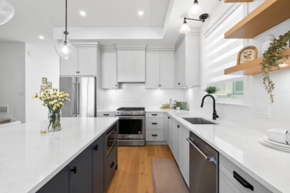 Kitchen Photo of 19647 75 Avenue, Langley, BC