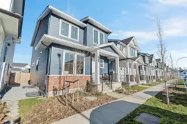 19647 75 Avenue, Langley, BC