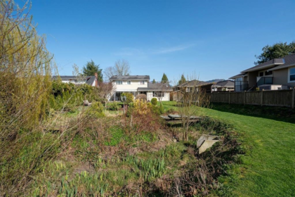 Breakfast Nook Photo of 6595 Vedder Road, Chilliwack, BC