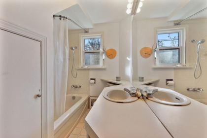 Guest Bathroom Photo of 231 E Eighth Avenue, New Westminster, BC